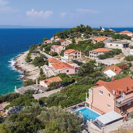 4 Bedroom Gorgeous Home In Prigradica Exterior photo