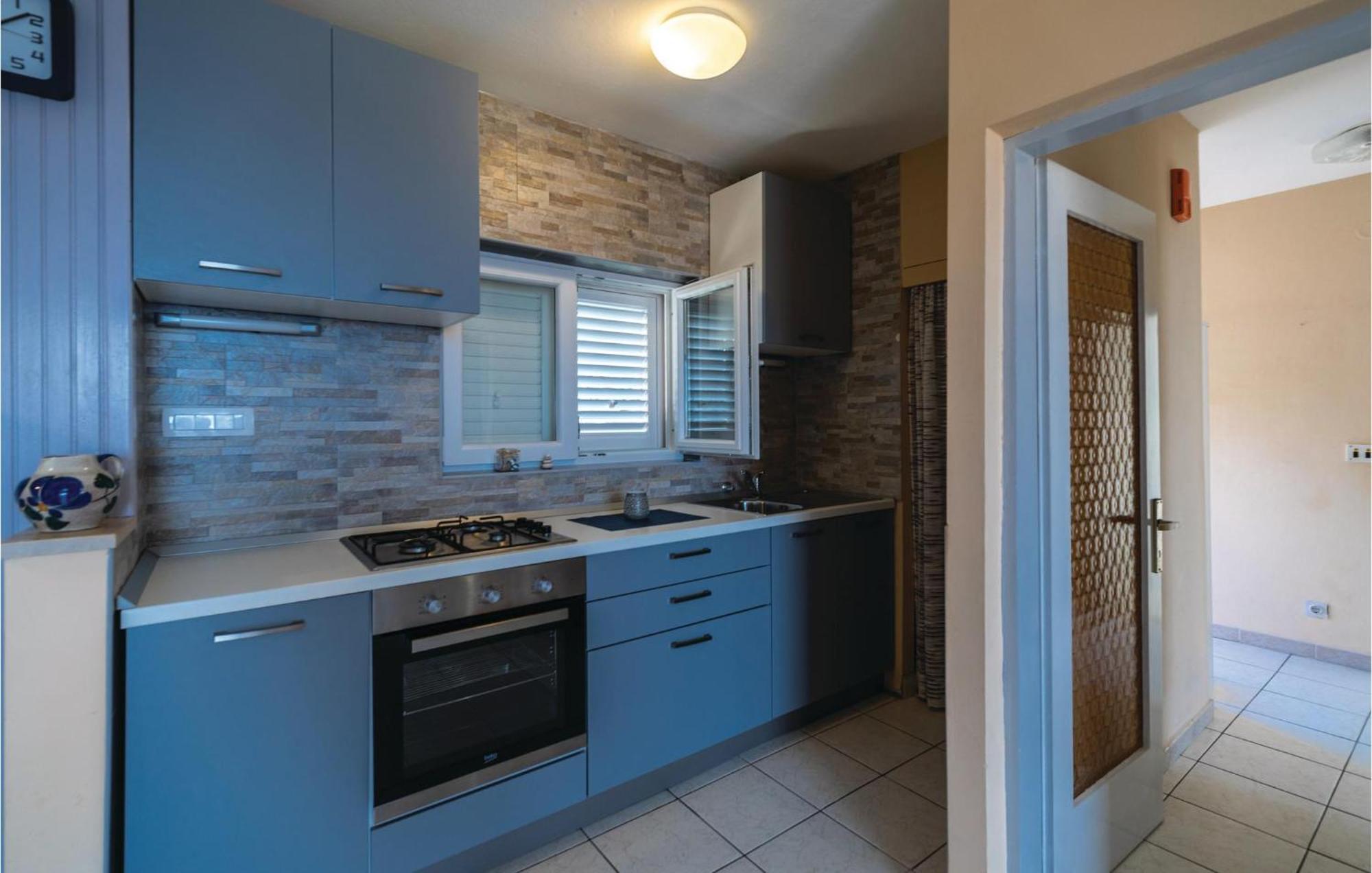 4 Bedroom Gorgeous Home In Prigradica Exterior photo