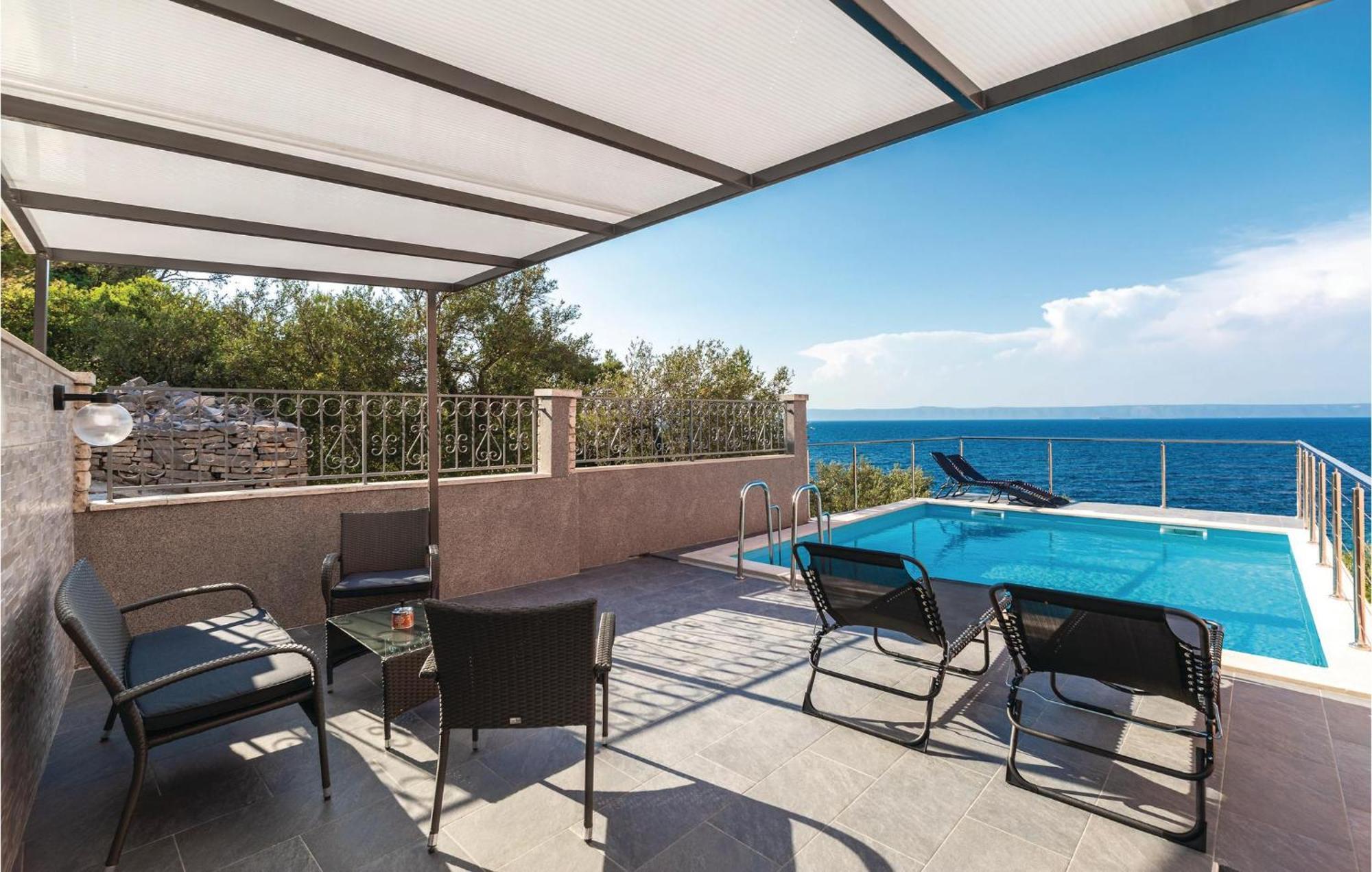 4 Bedroom Gorgeous Home In Prigradica Exterior photo